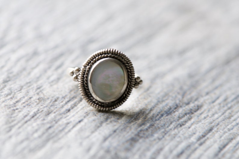 Mother of Pearl Cocktail Ring, 925 Sterling Silver, Antique Style Ring, Boho Ring, Bohemian Ring, Vintage Style Ring, Statement Jewelry image 4