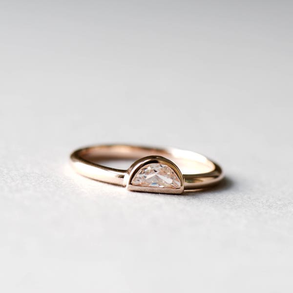 Anillo de media luna de oro rosa, plata de ley 925, anillo de oro rosa, anillo de roseandchoc, anillo de apilamiento, anillo delicado, anillo minimalista