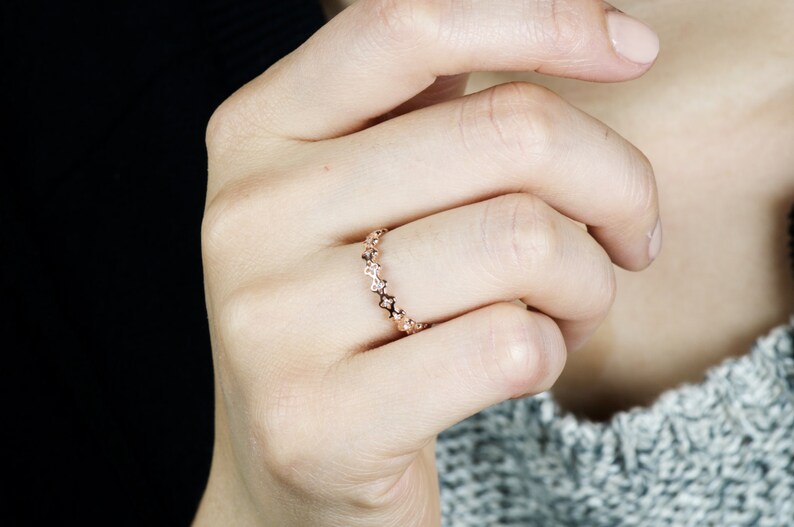Modern Jewelry Clover Ring Dainty Ring Clovers Eternity Band Rose Gold Ring Simple Jewlery Minimalist Ring Stackable Ring