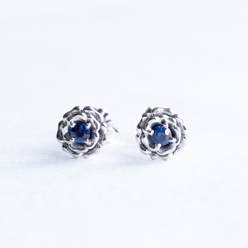 14k white gold rose studs, round cut natural blue sapphire center stones, rose earrings, sapphire studs, push back post closure