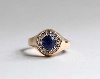 18K Yellow Gold Sapphire & Diamond Signet Ring, Statement Ring, Sapphire Halo Ring