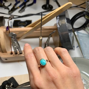 14k Yellow Gold Turquoise Cabochon Ring, Kingman Turquoise Ring, Statement Ring, Rose and Choc, Signet Ring, Cocktail Ring, Oval Ring image 6