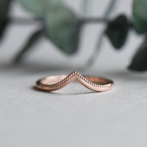 Size 4.5, 14k Rose Gold Chevron Ring: Milgrain Stacking Band
