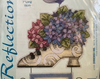 Dimensions Cross-Stitch Kit #72641 (Vintage)