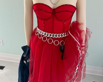 Disfraz de Cyndi Lauper de los 80. Las chicas solo quieren divertirse.