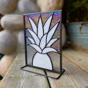 Pineapple Stained Glass, Iridescent white and clear, stand image 1