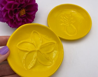 Yellow Pineapple & Plumeria Fused Dish Set (2)