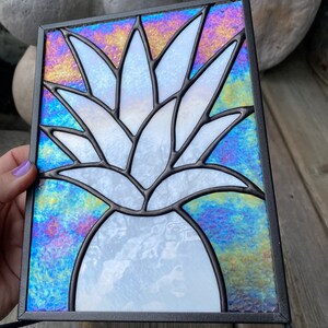 Pineapple Stained Glass, Iridescent white and clear, stand image 8