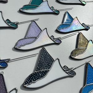 Spotted Eagle Ray Stained Glass Iridescent versions image 2