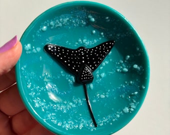 Eagle Ray l Fused Glass Ring dish