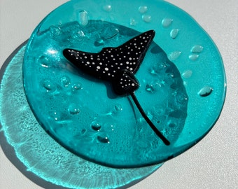 Eagle Ray l Fused Glass Ring dish