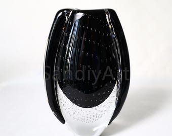 Black color hand made blown glass vase special design art collection gift
