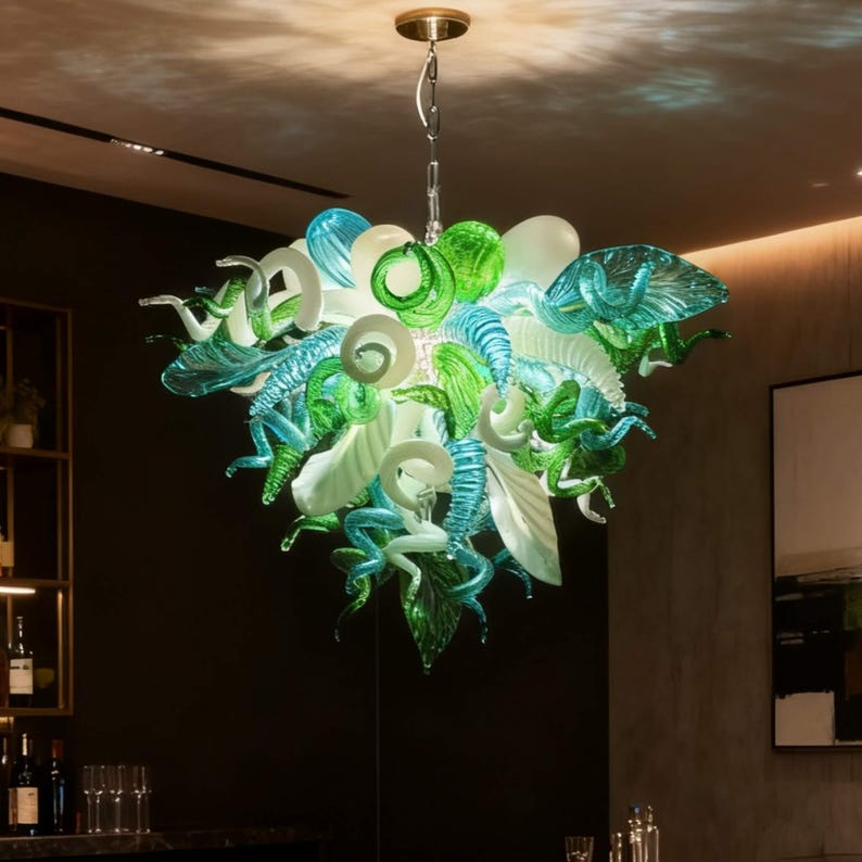 Lámpara de araña de vidrio soplado hecha a mano, color blanco y verde, diseño personalizado, decoración de comedor. imagen 1