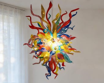 Bunter handgemachter Glasblumen-Leuchter: Benutzerdefinierte Kristallkunst-Beleuchtung