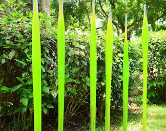 12pcs Fluorescent Green hand made blown glass sticks sculpture for garden decoration