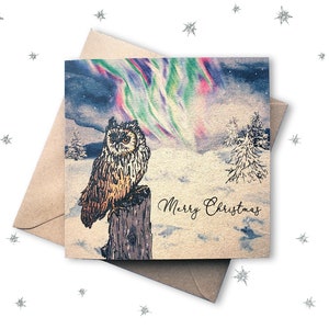 Carte de Noël d'aurores boréales avec illustration de hibou, scène hivernale enneigée. Carte personnalisée carrée recyclée, idéale pour les parents, le voisin