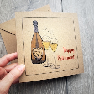 Tarjeta de feliz jubilación con copas de champán y vino, tarjeta de felicitación ilustrada única para colegas, mamá, tía, papá. Cartulina marrón reciclada