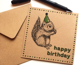 Carte de joyeux anniversaire écureuil, illustration de bébé animal avec chapeau de fête, cartes de voeux uniques dans les bois, idéales pour une meilleure amie, une sœur ou une maman