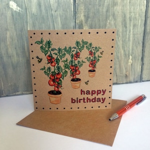 Tomate Geburtstagskarte mit Hummeln, Gemüsepflanze Illustration Gärtner Karte ideal für Oma, Bruder, Vater, recycelt umweltfreundlich UK