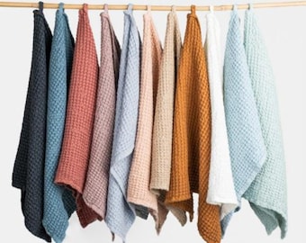 Linen Waffle Hand Towel – Quick Dry Dish Towel with Hanging Loop – Absorbent Kitchen Towel – Natural Linen-Cotton Blend in Multiple Colors
