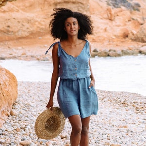 Linen romper MENDOCINO. Linen playsuit in Ocean blue. Summer overall for women. Short linen jumpsuit. Linen clothing for women