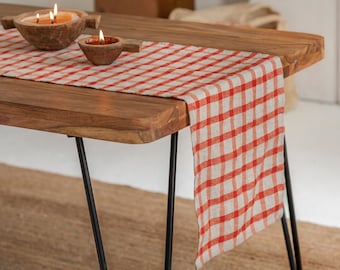 Linen table runner in Red gingham. Linen runner. Table linens. Handmade