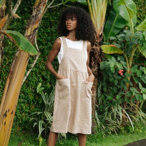 Midi pinafore dress ROATAN in Brown windowpane | Sleeveless dress for women | Artist apron