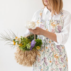 Linen apron with pockets in Blossom print Farmhouse apron Kitchen apron Cooking, gardening, chef apron Aprons for women image 1