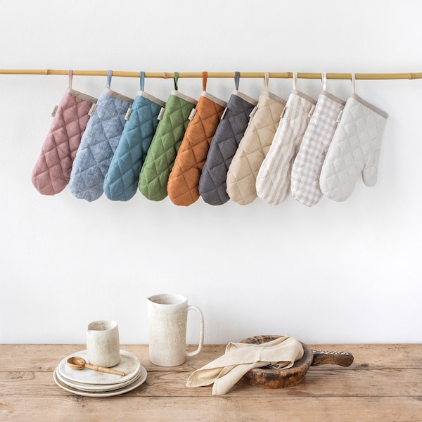 Linen Oven Mitt in Various Colors (1 pcs) – Heat Resistant Quilted Kitchen Glove – Protective Pot Holder – Hostess Gift – Insulated Padding