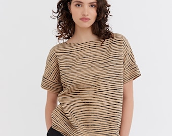 Short Sleeve Linen Top – Lightweight Stonewashed Shirt – Relaxed Fit Boat Neck Blouse – Slow Fashion Linen Clothing CALABRIA