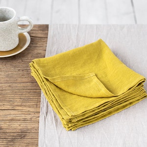 Moss Yellow linen napkin set of 2. Washed linen cloth napkins. Table decor, table linens.