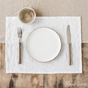 White linen placemats set. Fabric placemats. Set of 2 linen placemats.