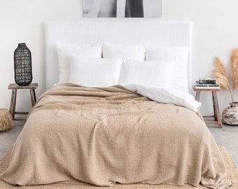 Waffle linen blanket in Beige. Linen throw blanket. Light brown linen bed throw in King, Queen sizes. Bedspread, coverlet.