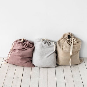 Großer Wäschesack aus Leinen. Verschiedene Farben zur Auswahl. Handgearbeiteter, stone washed Wäschesack aus Leinen. Leinen Aufbewahrungstasche.