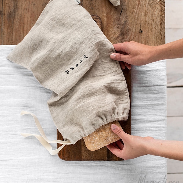 Printed linen bread bag for food storage, with drawstring. Sustainable and natural way to keep the products.