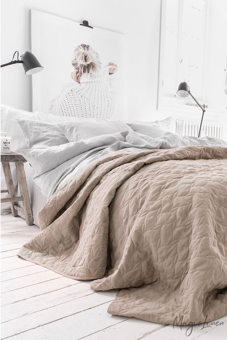 Linen quilt with padding. Quilted blanket. Linen bed cover. Etsy