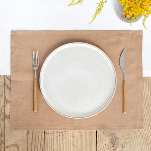 Latte Linen Placemats – Set of 2 Neutral Linen Table Mats – Rustic Farmhouse Table Decor – Soft Stonewashed Placemats – Minimalist Dining