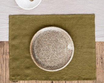 Olive Green linen placemats set. Linen place mats.  Set of 2 linen placemats.