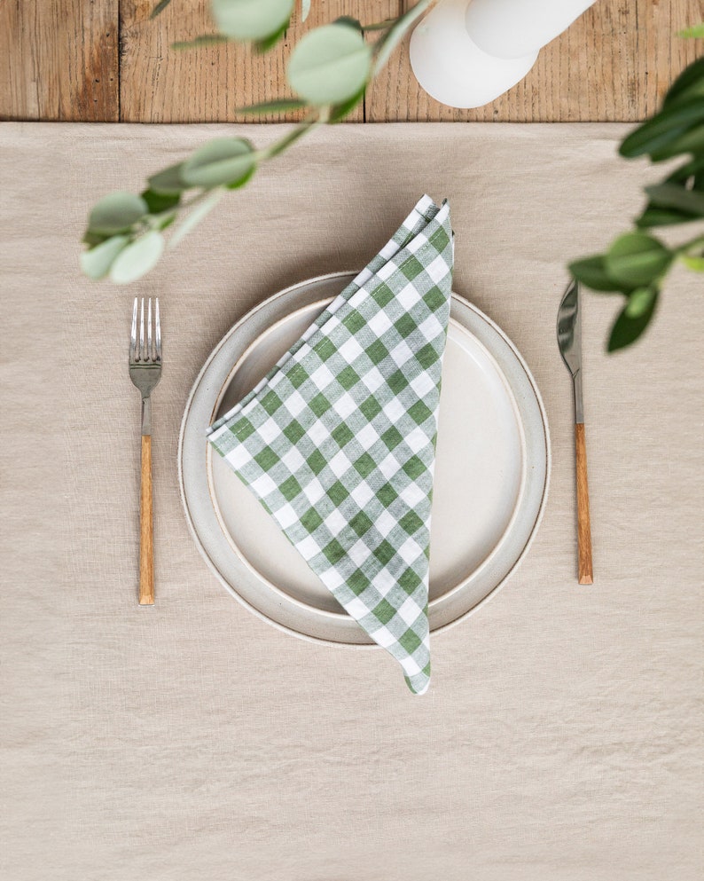 Linen napkin set of 2 Table linens, table decor Stone washed linen cloth napkins Forest green gingham