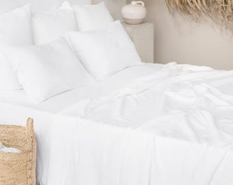 White Linen Flat Sheet – Classic Soft Stonewashed Bedding – Natural Flax Top Layer – Breathable All-Season Sheet – Queen King Sizes