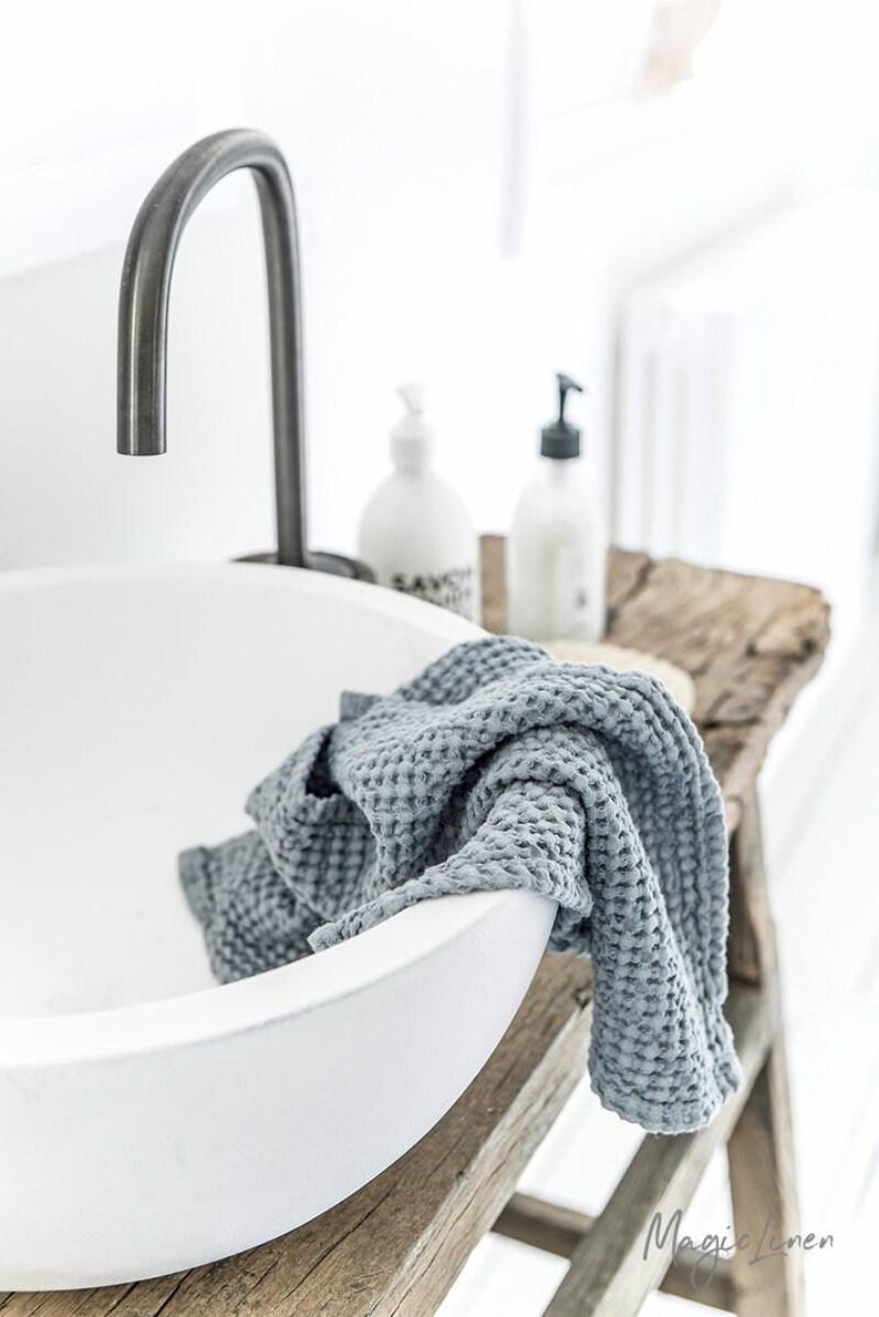MagicLinen Waffle Towel - Thumbnail 3