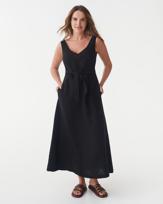 flowy sleeveless maxi dress White Beach Boho Dress
