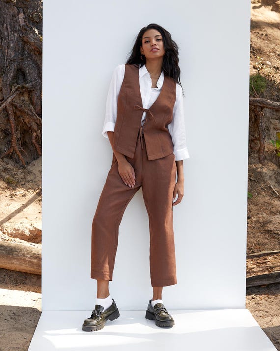 Linen Vest With Ties in Cacao Brown – Sleeveless Heavyweight