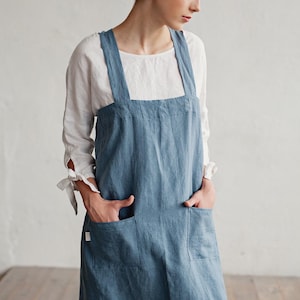 Japanese Linen Apron with Cross Back & Pockets – Pinafore for Cooking, Gardening, Crafting – OEKO-TEX Linen in 9 Colors – Gift for Him, Her