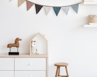 Wimpelkette aus Leinen. Kinderzimmer Wandbehang. Leinen Flagge Dekoration für Babyzimmer. Wimpelkette aus Leinen.