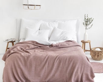 Woodrose Waffle Linen Blanket – Soft Dusty Pink Bed Throw for Queen or King Bed – Cozy Linen Bedspread for Minimalist or Farmhouse Decor