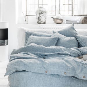 Linen bedding set in Blue Melange (Denim). King, queen duvet cover set + 2 pillowcases.