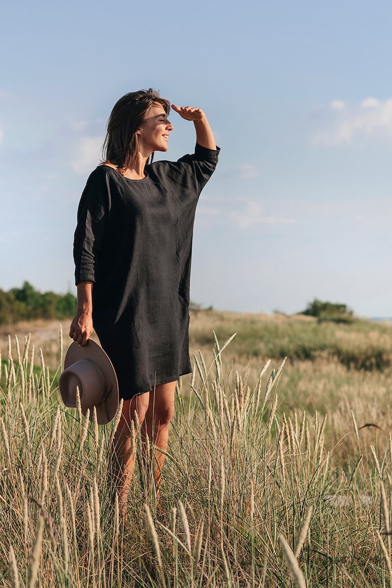 Loose-fit linen dress ARUBA. Knee length long sleeve linen image 5