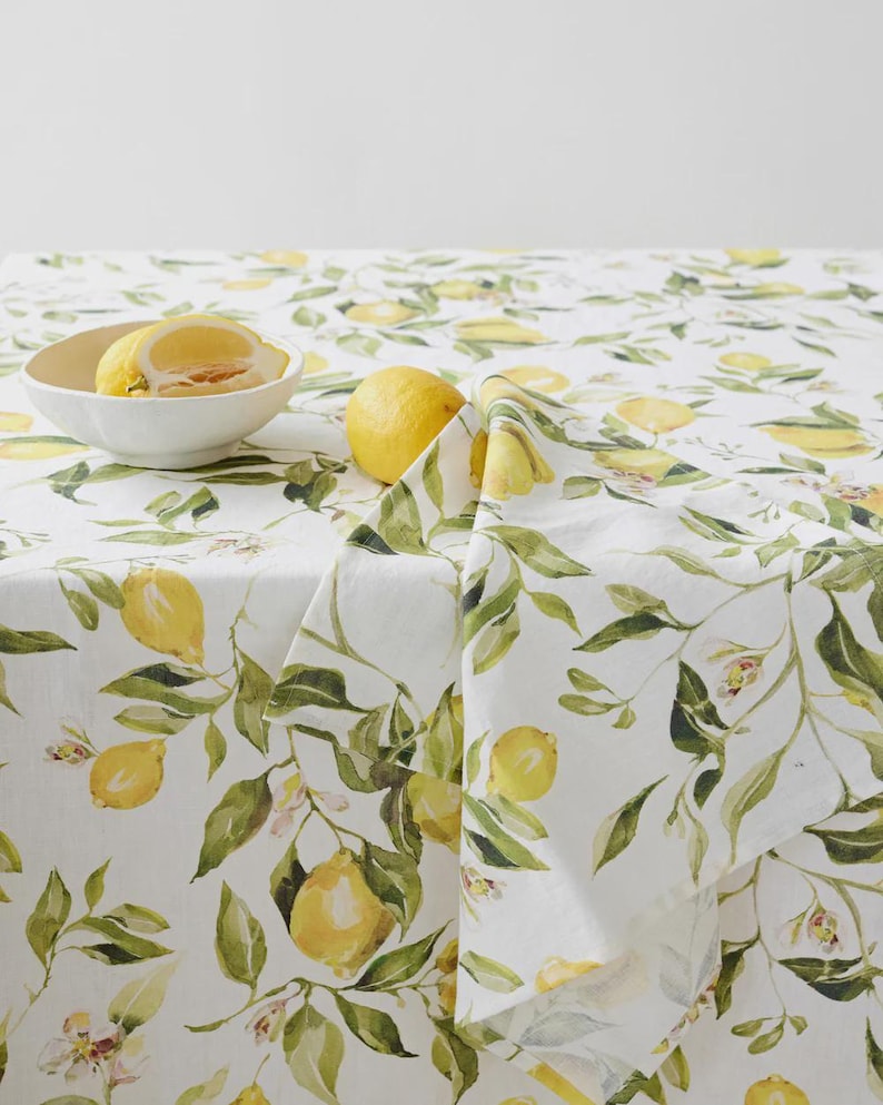 MagicLinen Tablecloth