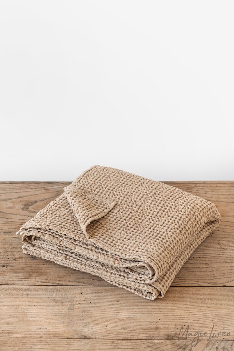 Linen throw in Beige, waffle pattern. Linen throw blanket. Sofa throw. image 2